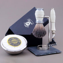 Load image into Gallery viewer, Haryali&#39;s Groove Range Shaving Kit 